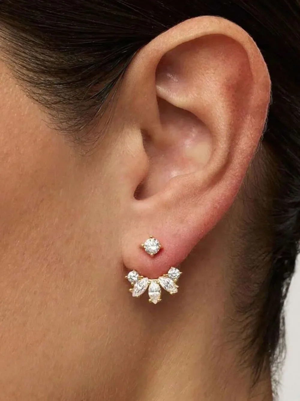 Diamond flower earrings Q1184